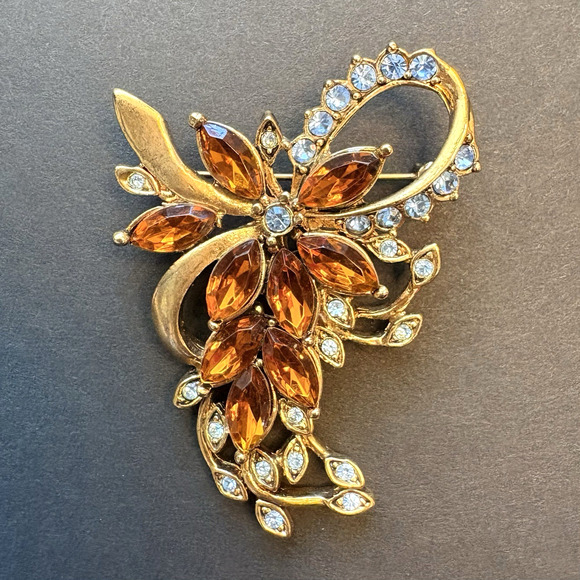 KC Jewelry - Vintage KC Floral Flower Nature Gold Tone Amber & Blue Rhinestones Brooch 2"